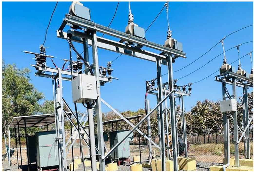 Bay switchyard outgoing panels